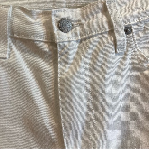 LEVI’S 511 Sz 33 x 32 Premium Denim White Jeans - Picture 3 of 12